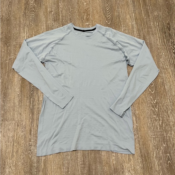 Alphalete Other - Alphalete Light Blue Long Sleeve Workout Top